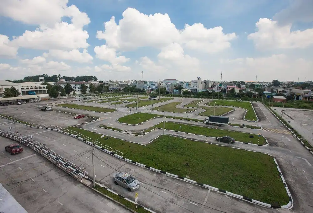 Đăng Ký Học Bằng Lái Xe Phường Cát Lái Hạng A, A1, B, C1 Trung Tâm Giáo Dục Nghề Nghiệp Lái Xe Hoàng Thịnh